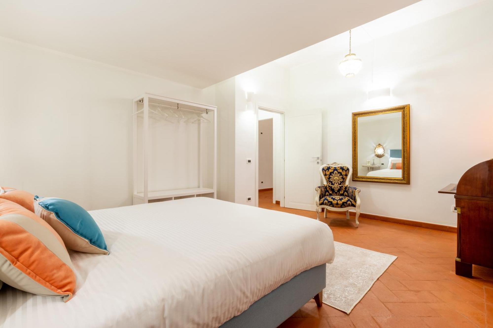Balaguer House *